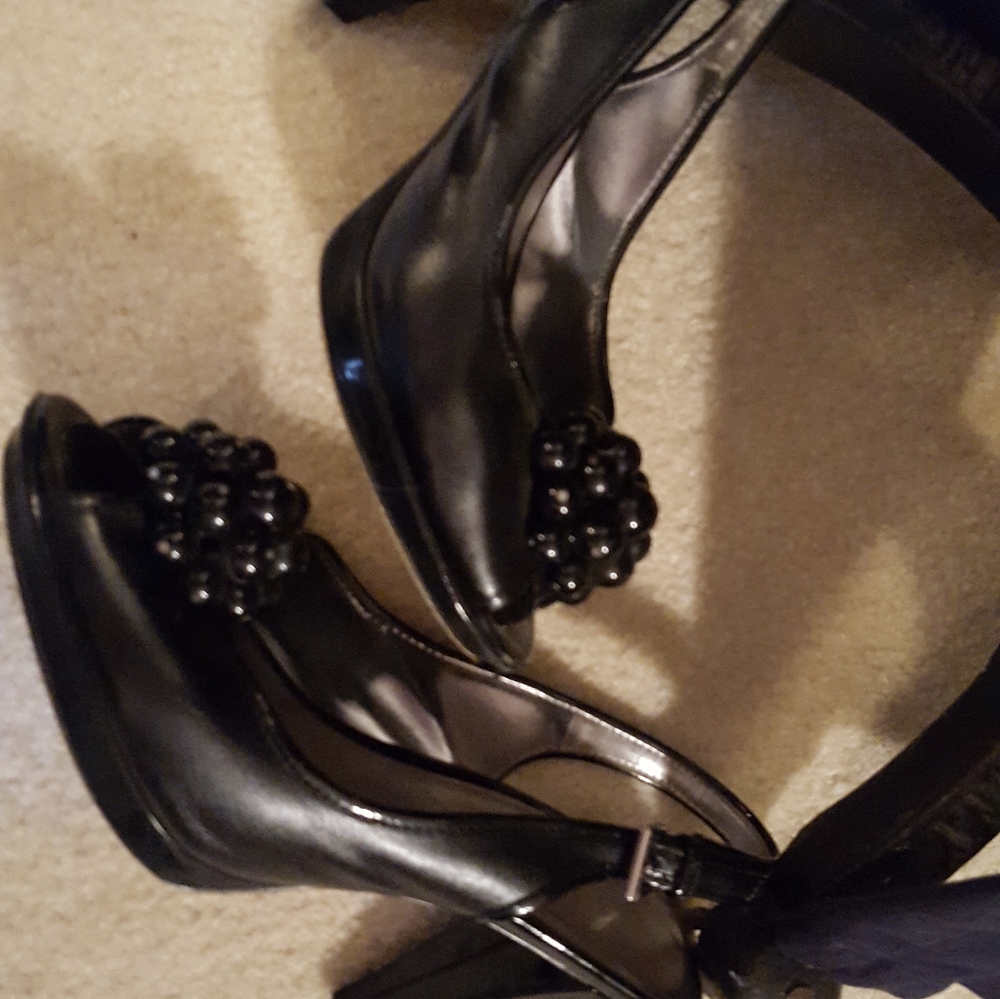 Black leathee shoes